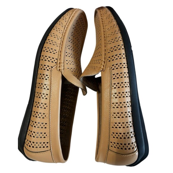 Montique International Mens Perforated Loafers Moccasin Tan Slip On Size 10.5 - Picture 8 of 12